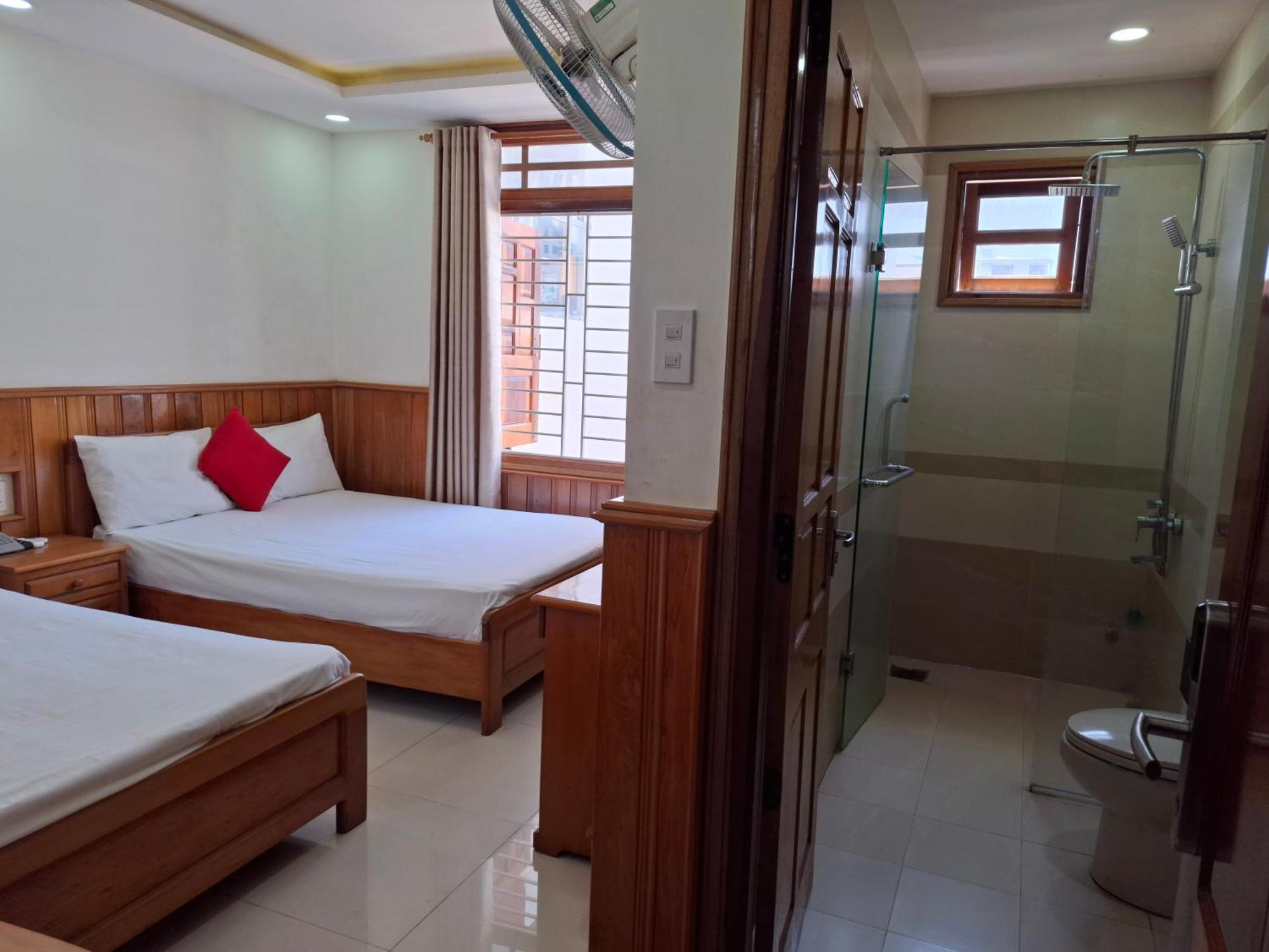 Thien Truong Hotel Nha Trang Exteriör bild